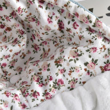 Dog Pet Super Warm Dress Winter Puppy Pet Dog Coats Princess Floral Bubble Skirt Dog Cat Hooded Chihuahua Yorkie Clothing